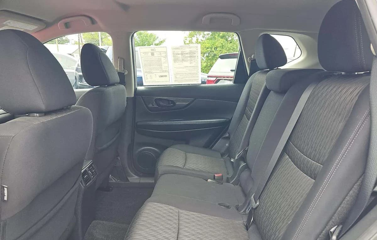 2019 NISSAN ROGUE S 7