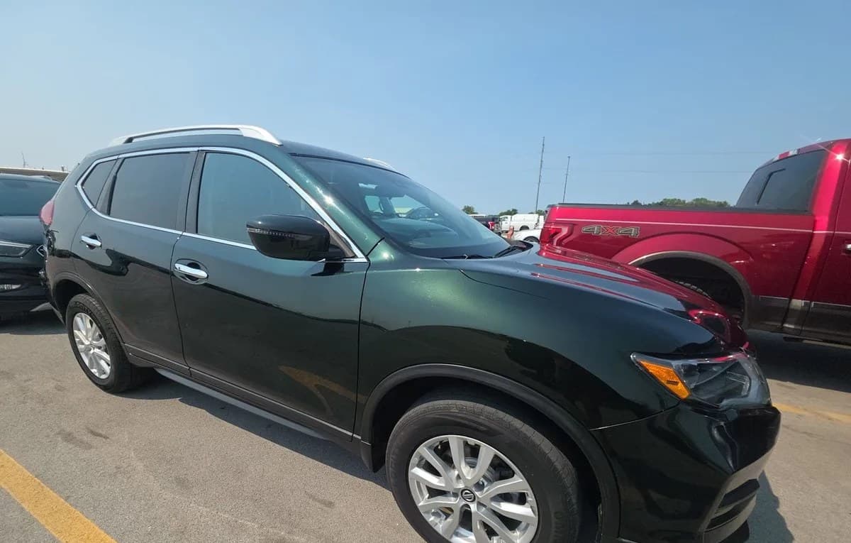 2019 NISSAN ROGUE SV 4