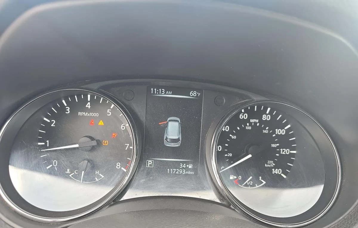 2017 NISSAN ROGUE SV 6