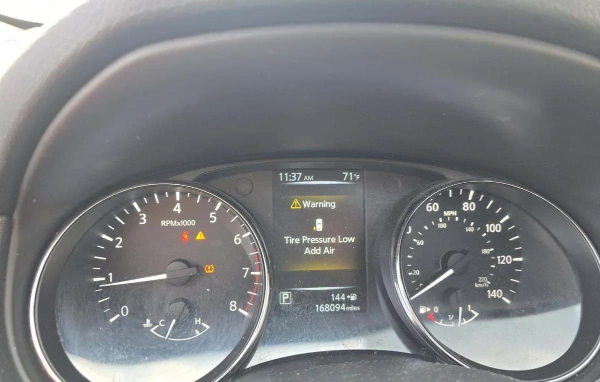 2017 NISSAN ROGUE SL 5