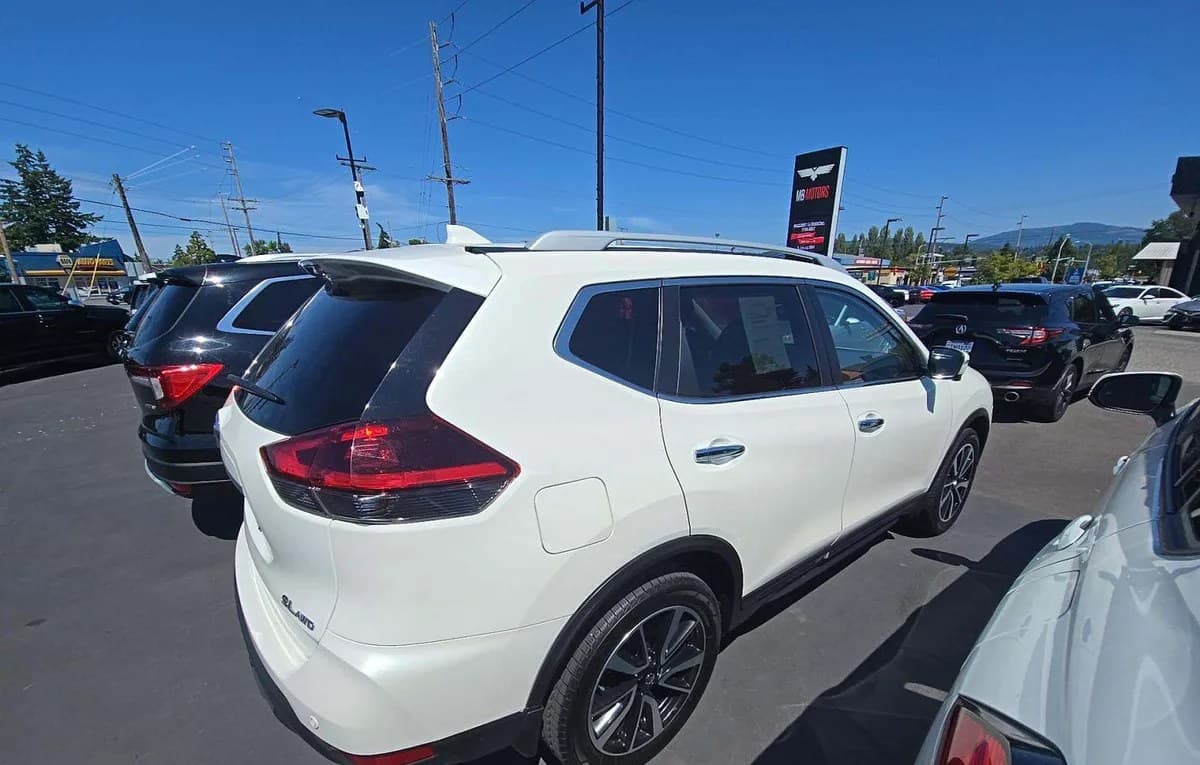 2020 NISSAN ROGUE S 4