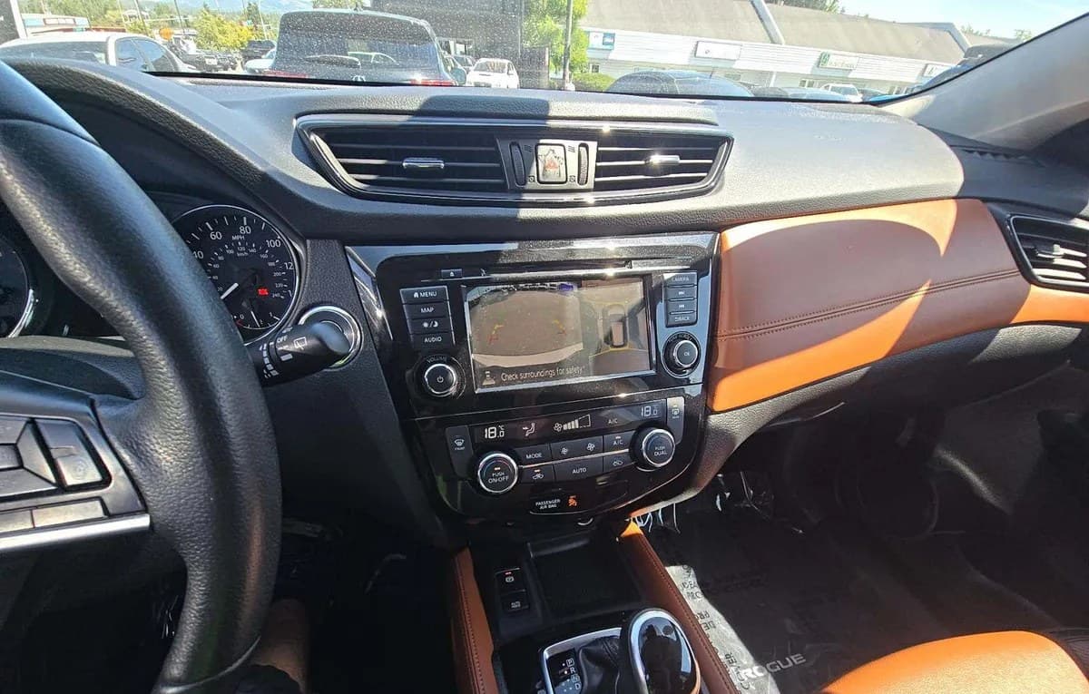 2020 NISSAN ROGUE S 7