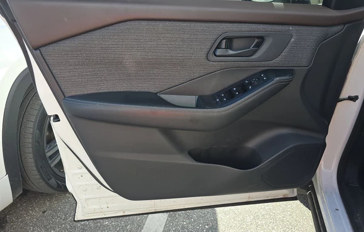 2021 NISSAN ROGUE S 6