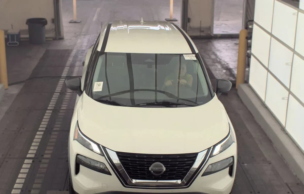2021 NISSAN ROGUE S 3