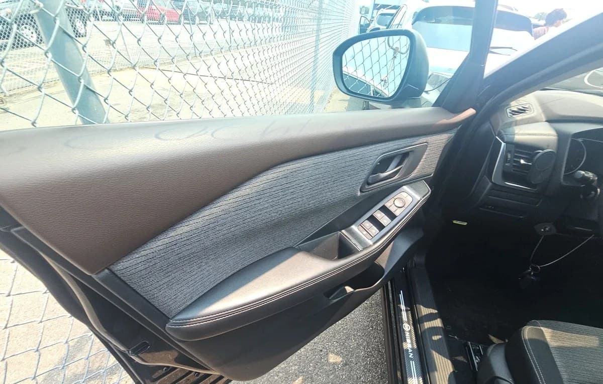 2021 NISSAN ROGUE S 6