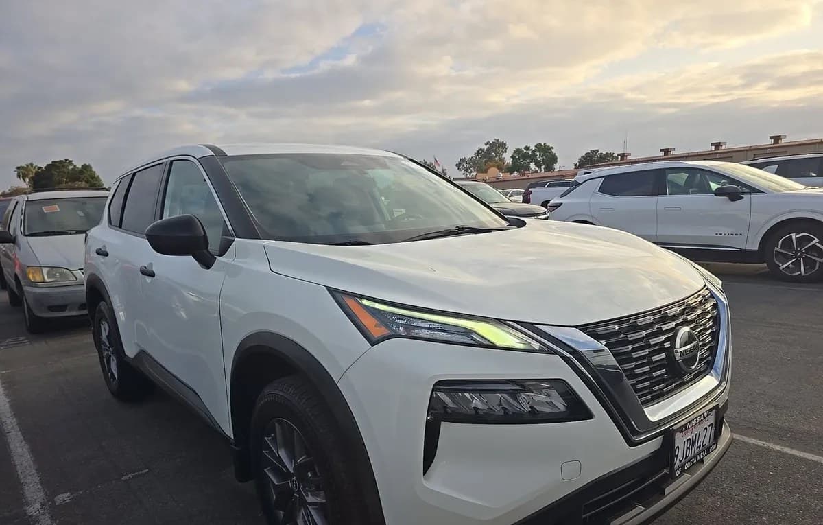 2021 NISSAN ROGUE S 4