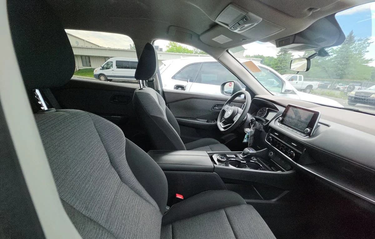 2021 NISSAN ROGUE S 5