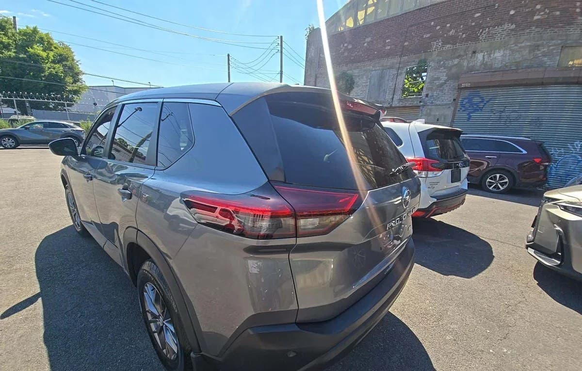 2021 NISSAN ROGUE S 3