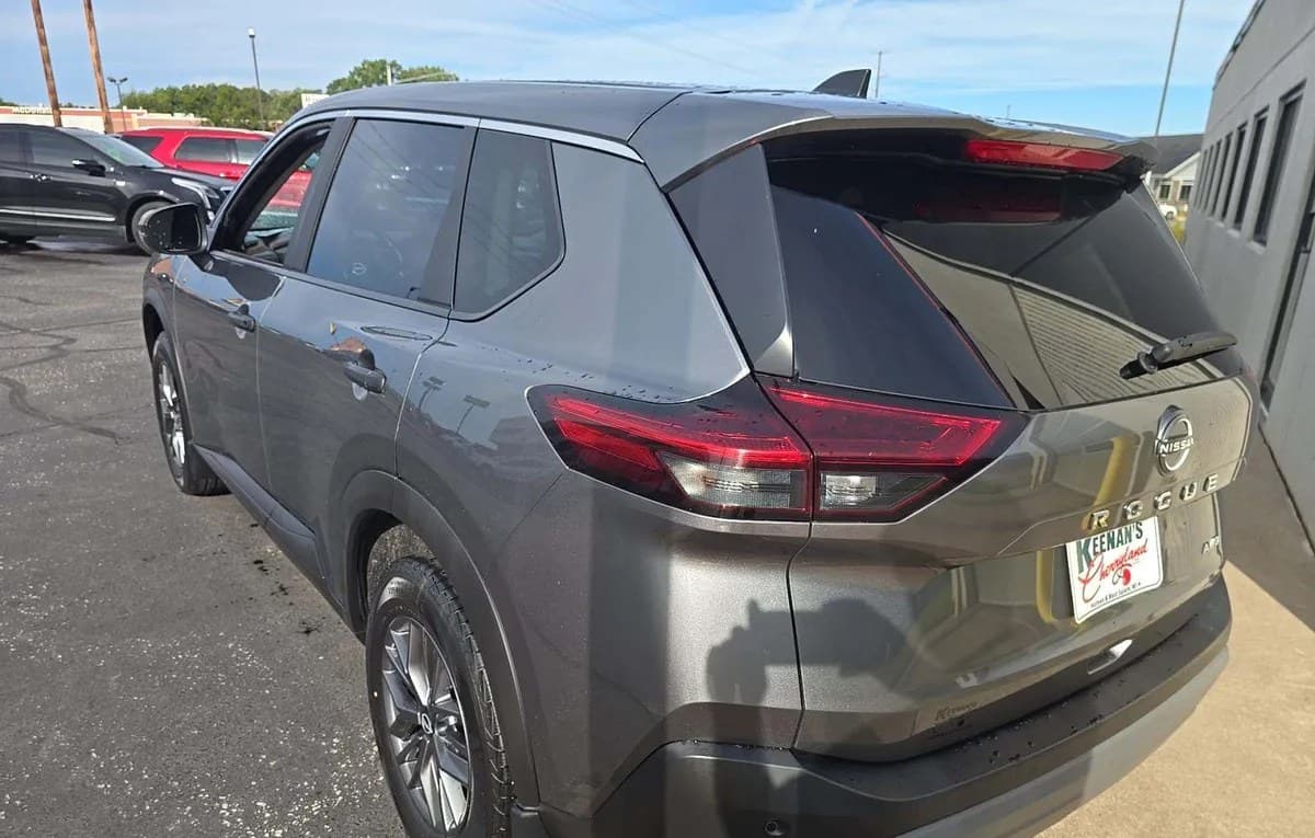 2023 NISSAN ROGUE S 3