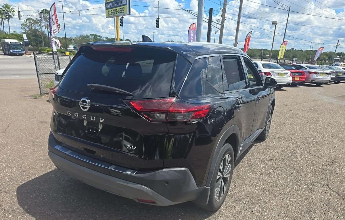 2021 NISSAN ROGUE SV 4