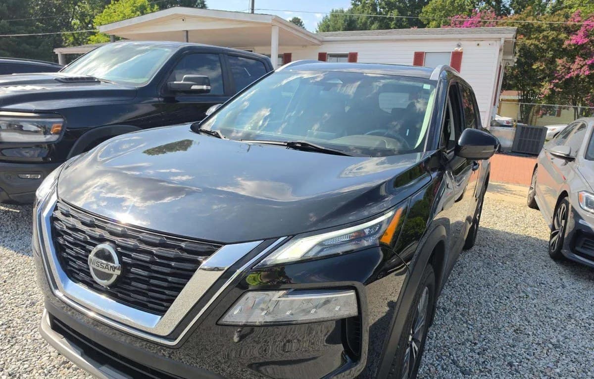 2021 NISSAN ROGUE SV 2