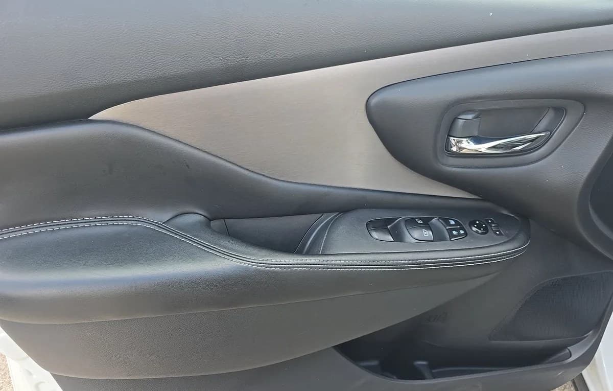 2023 NISSAN MURANO SV 6