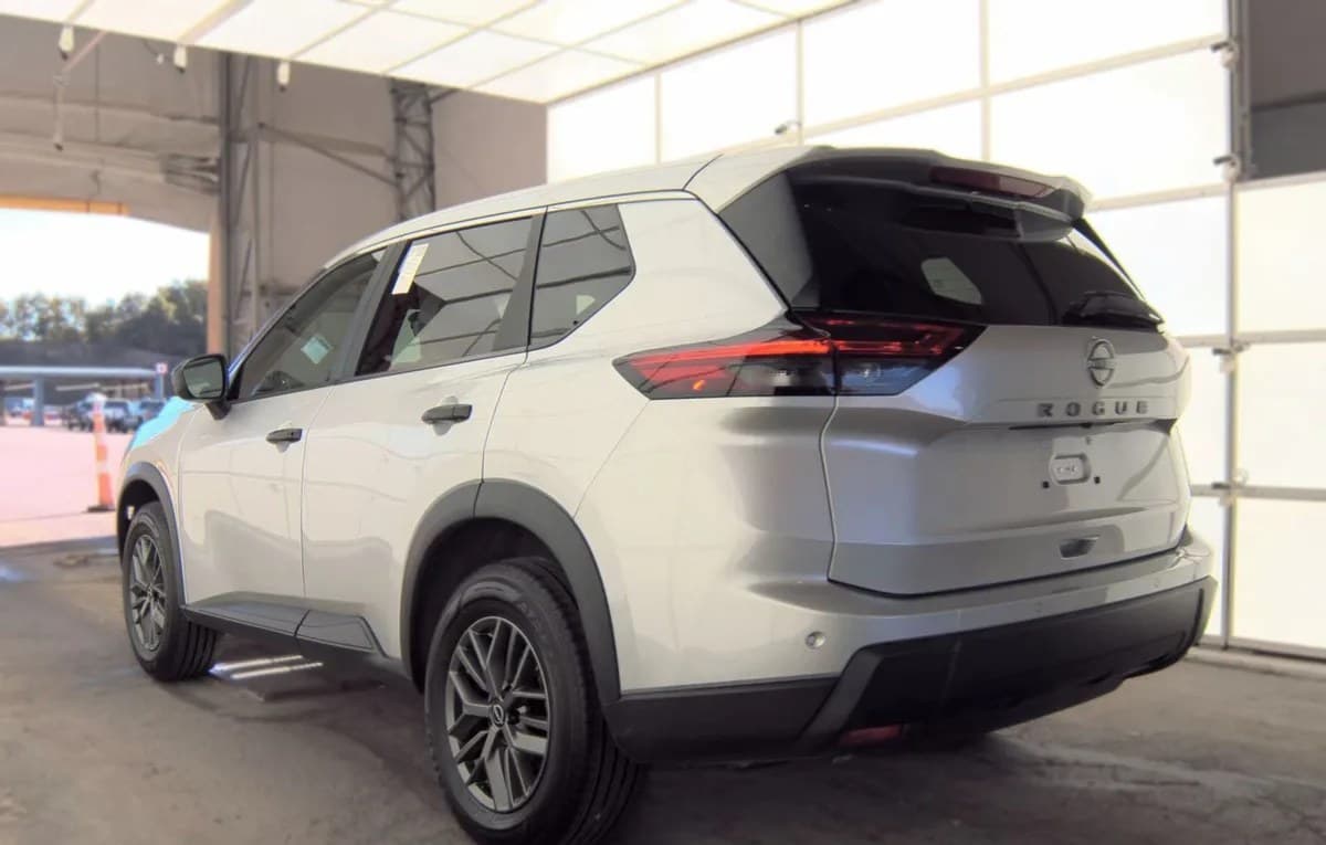 2024 NISSAN ROGUE S 5