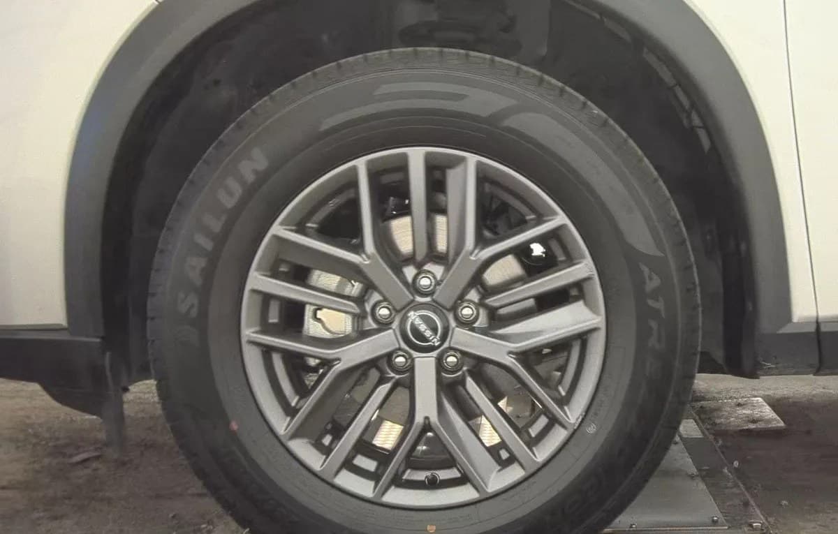 2024 NISSAN ROGUE S 6