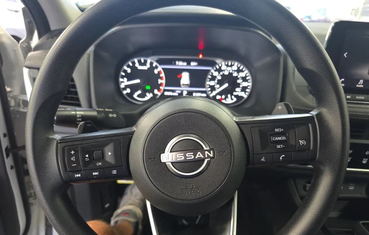 2024 NISSAN ROGUE S 7