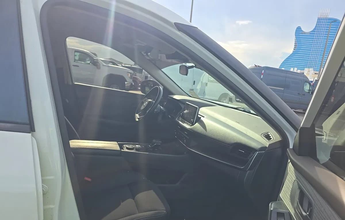 2023 NISSAN ROGUE S 5