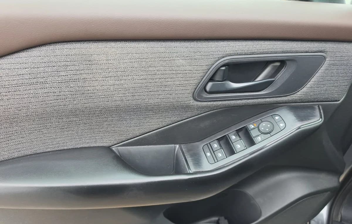 2023 NISSAN ROGUE S 6
