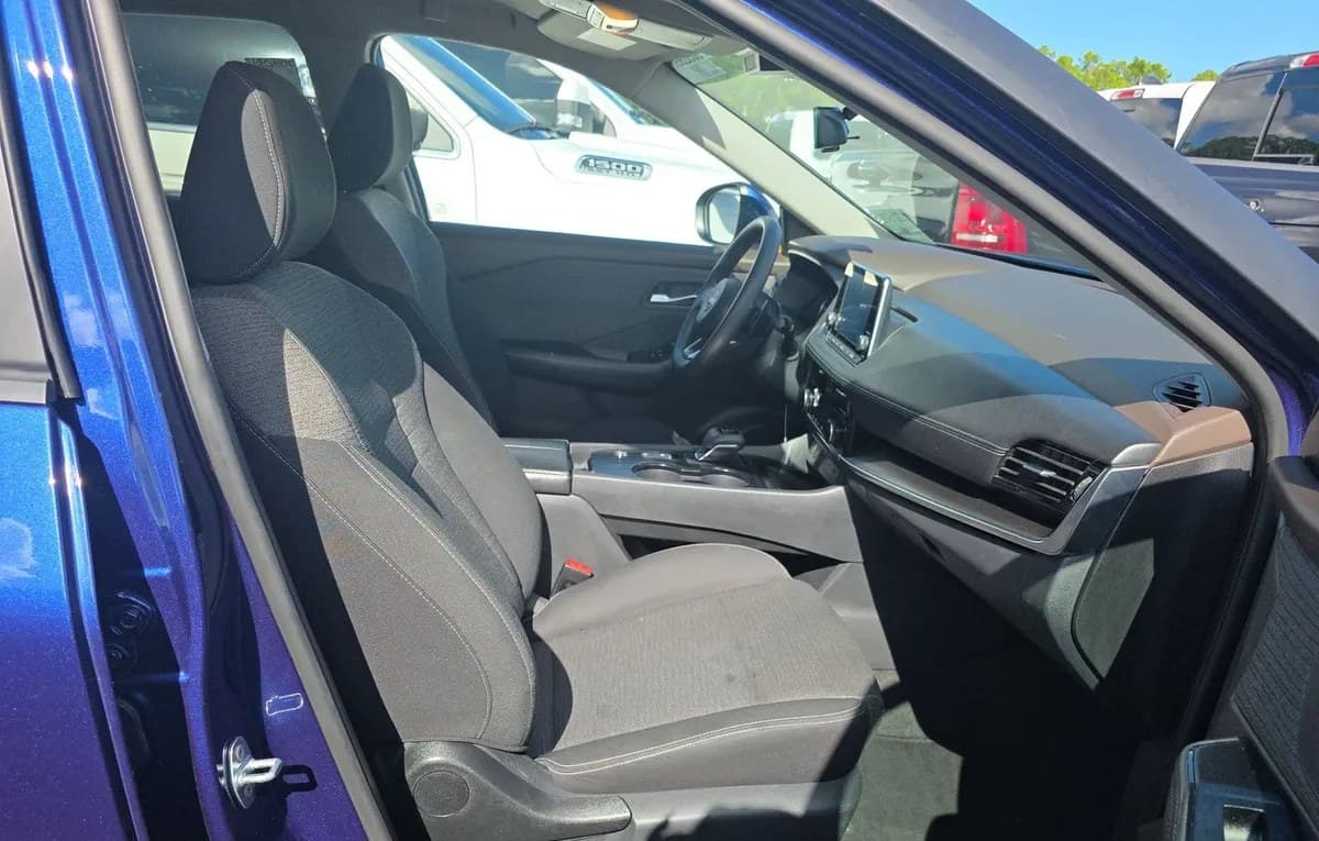 2023 NISSAN ROGUE SV 5