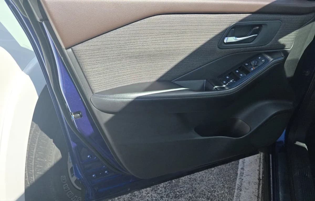 2023 NISSAN ROGUE SV 6
