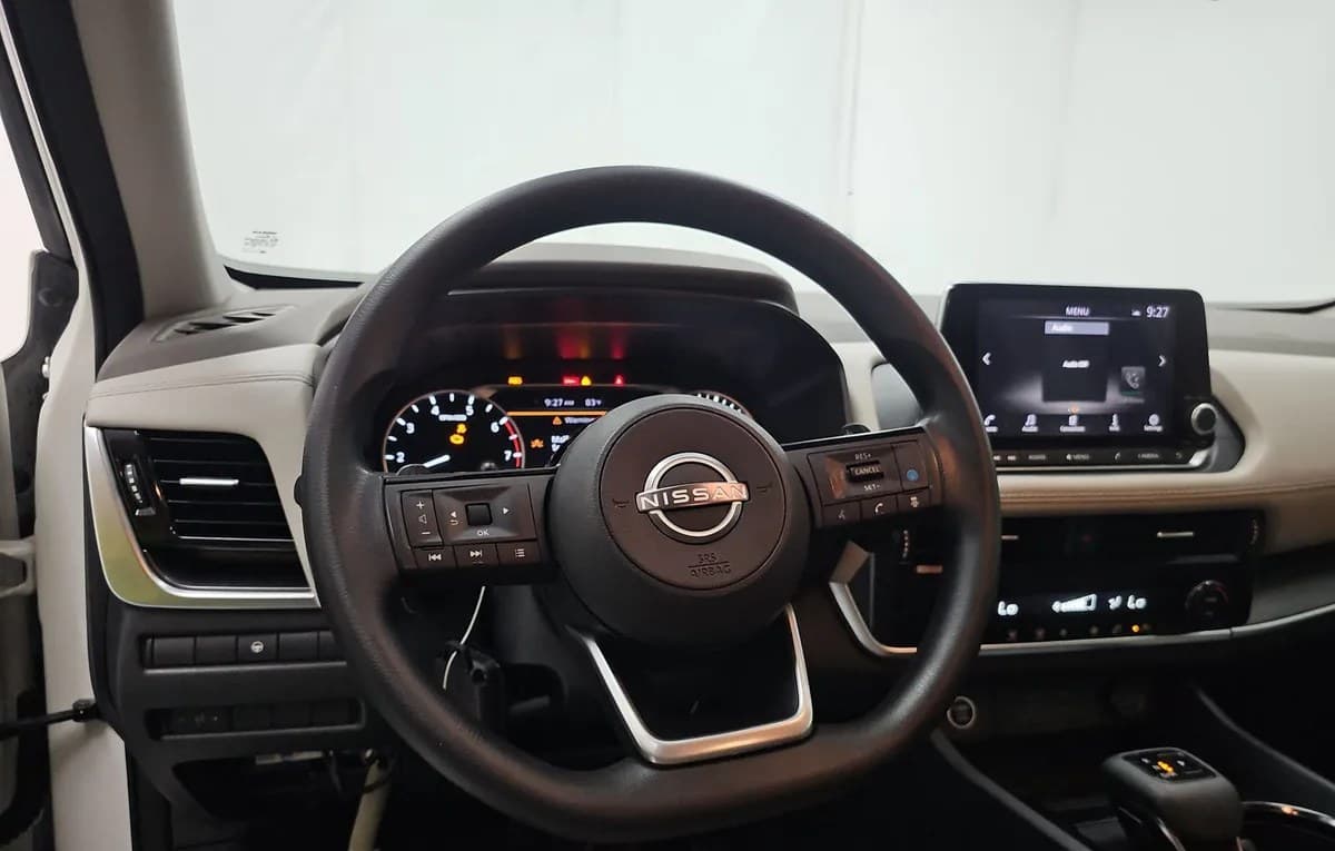 2023 NISSAN ROGUE SV 3