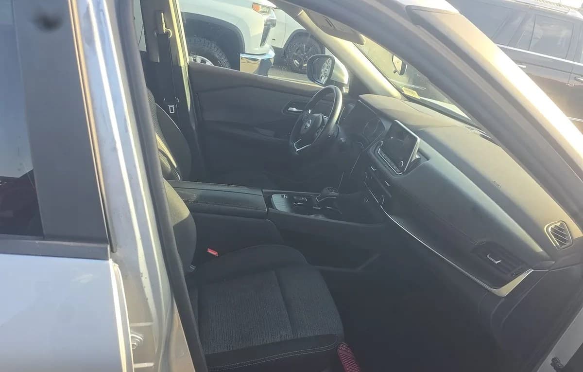 2023 NISSAN ROGUE SV 5