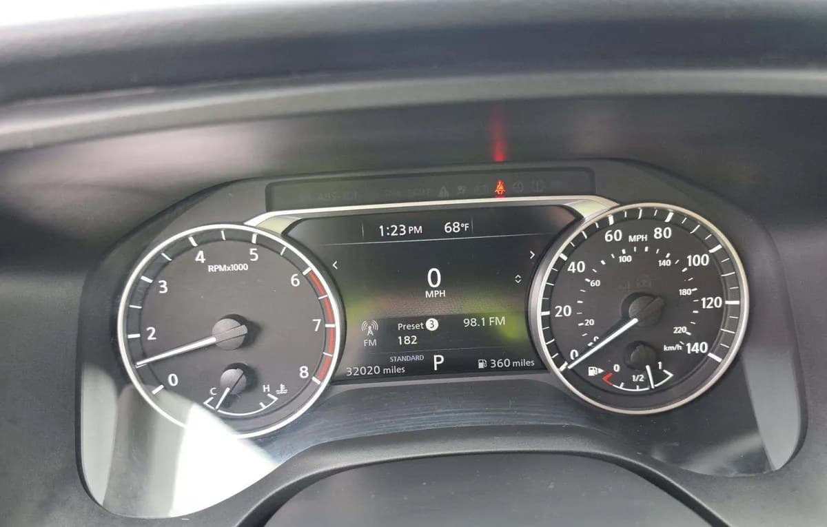 2025 NISSAN ROGUE SV 6