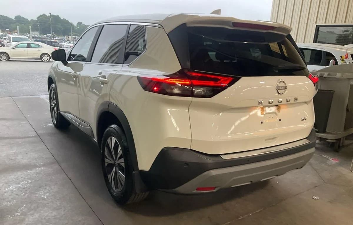 2023 NISSAN ROGUE SV 3