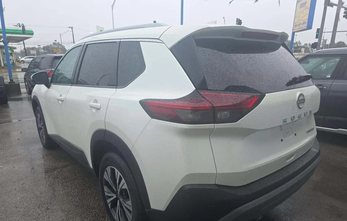 2022 NISSAN ROGUE SV 3