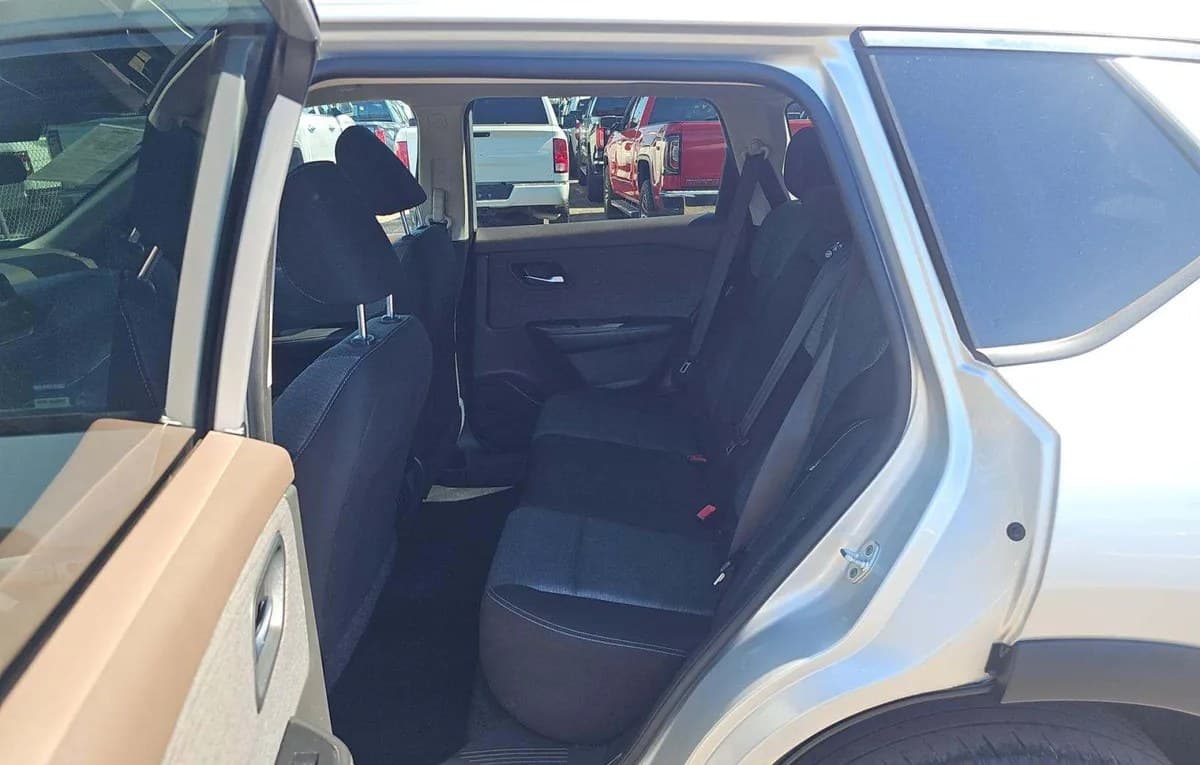 2023 NISSAN ROGUE SV 7