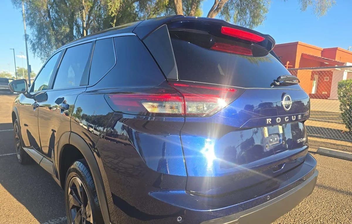 2024 NISSAN ROGUE SV 3