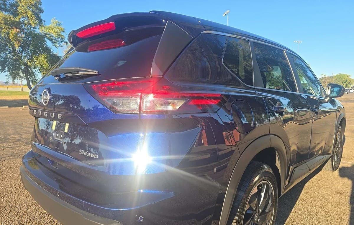 2024 NISSAN ROGUE SV 4