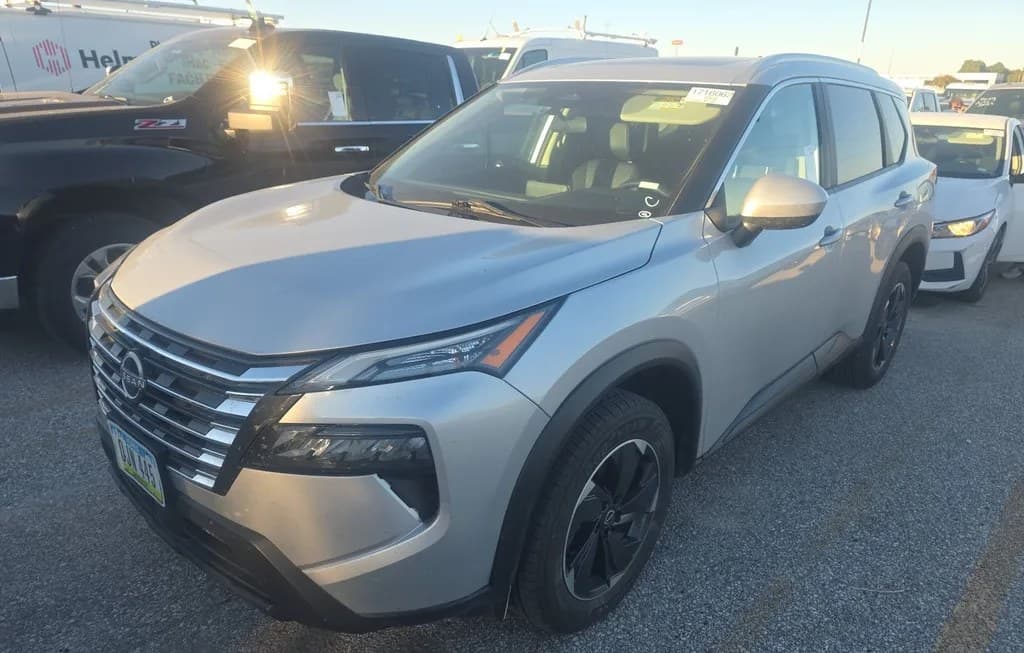 2024 NISSAN ROGUE SV