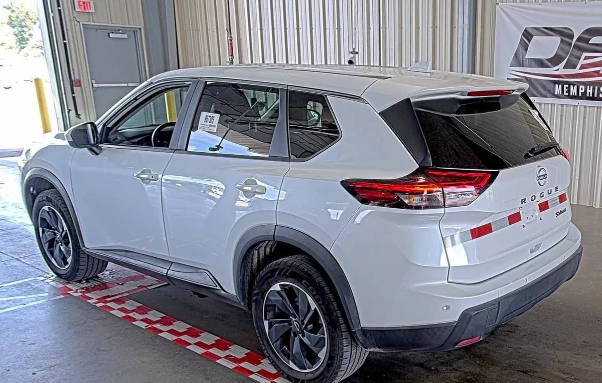 2024 NISSAN ROGUE SV 3