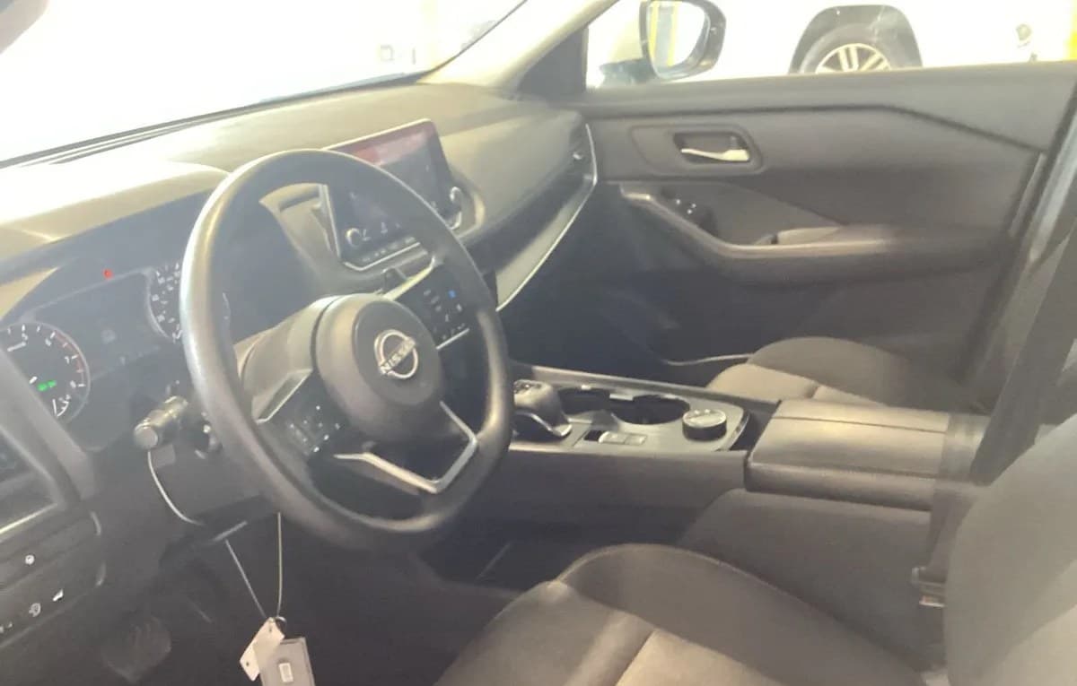 2024 NISSAN ROGUE SV 6