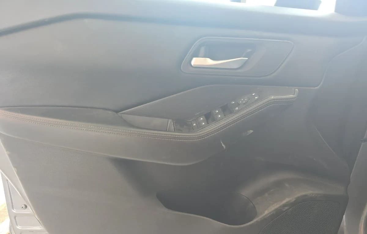 2024 NISSAN ROGUE SV 6