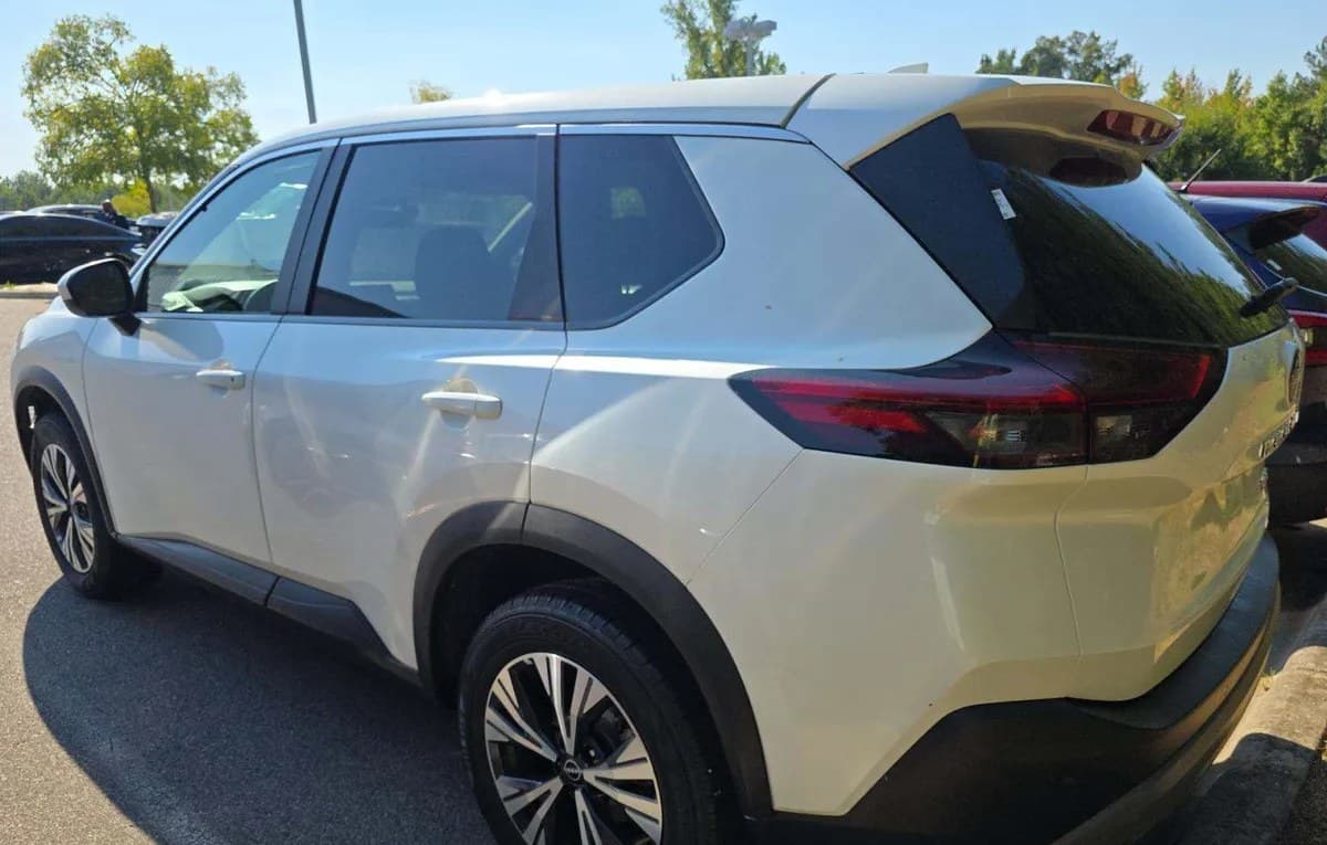 2023 NISSAN ROGUE SV 3