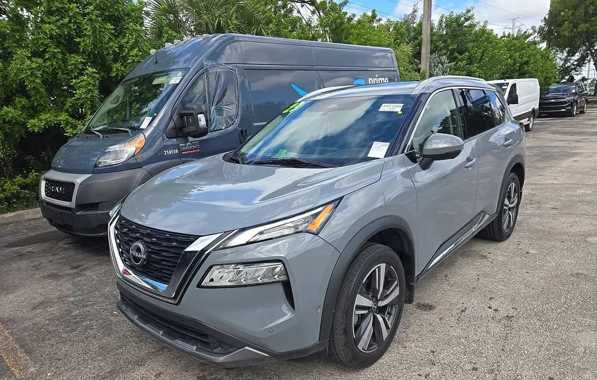 2023 NISSAN ROGUE SL 2
