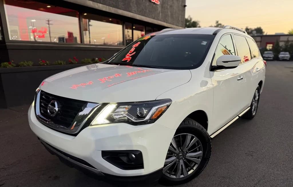 2020 NISSAN PATHFINDER SV 2