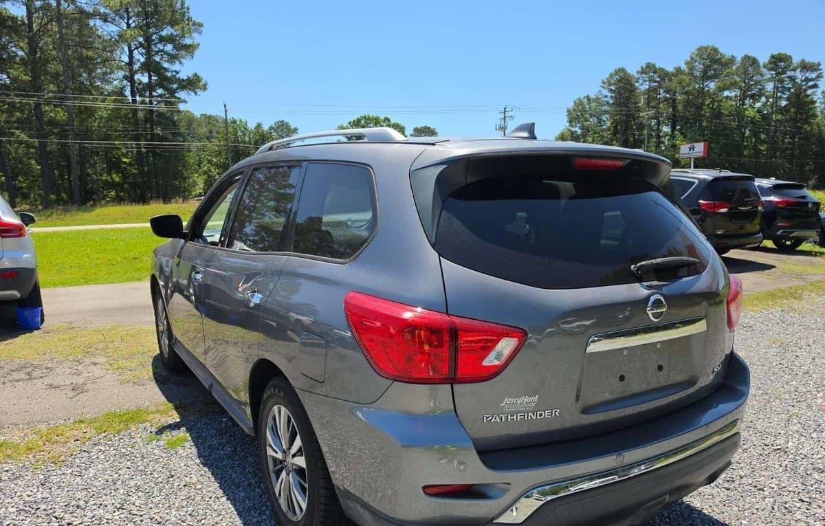 2020 NISSAN PATHFINDER SV 3