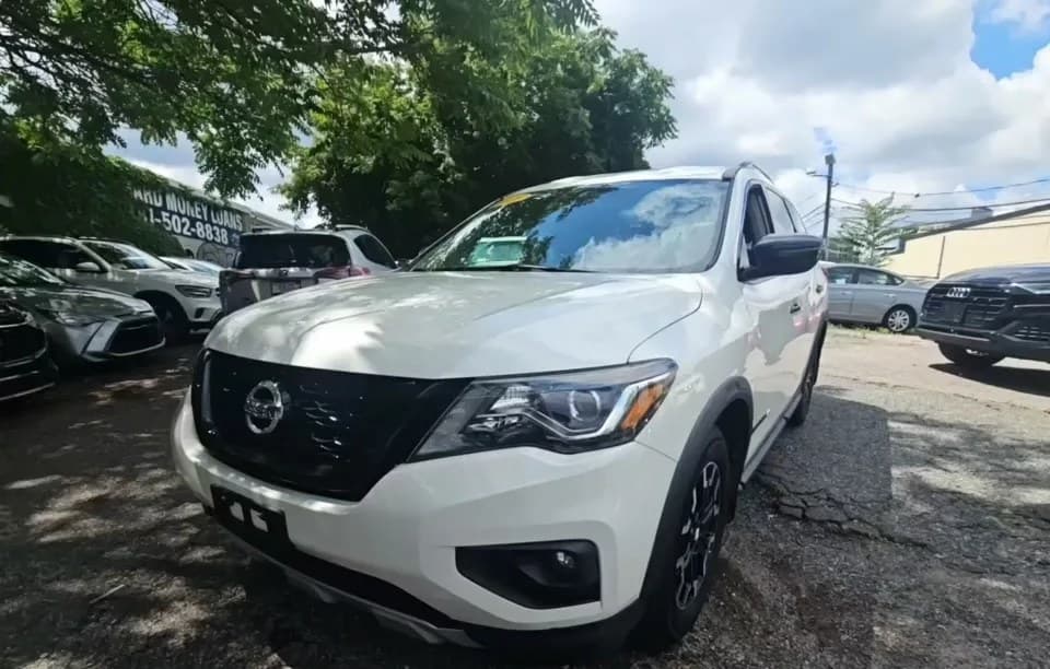 2020 NISSAN PATHFINDER SV 2