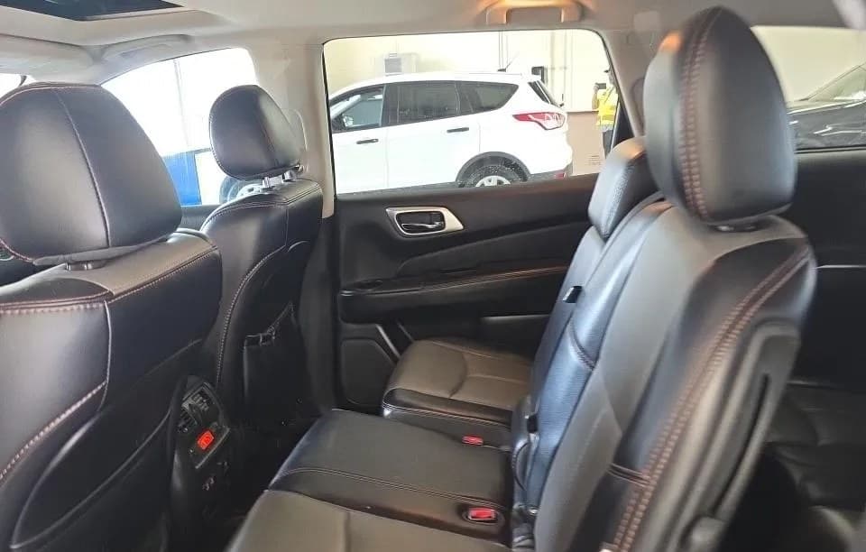 2020 NISSAN PATHFINDER SL 6