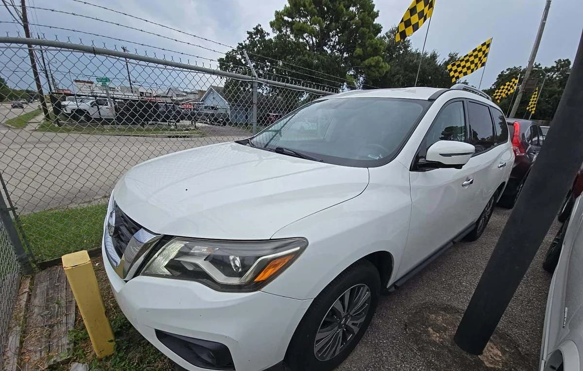 2019 NISSAN PATHFINDER SL 2
