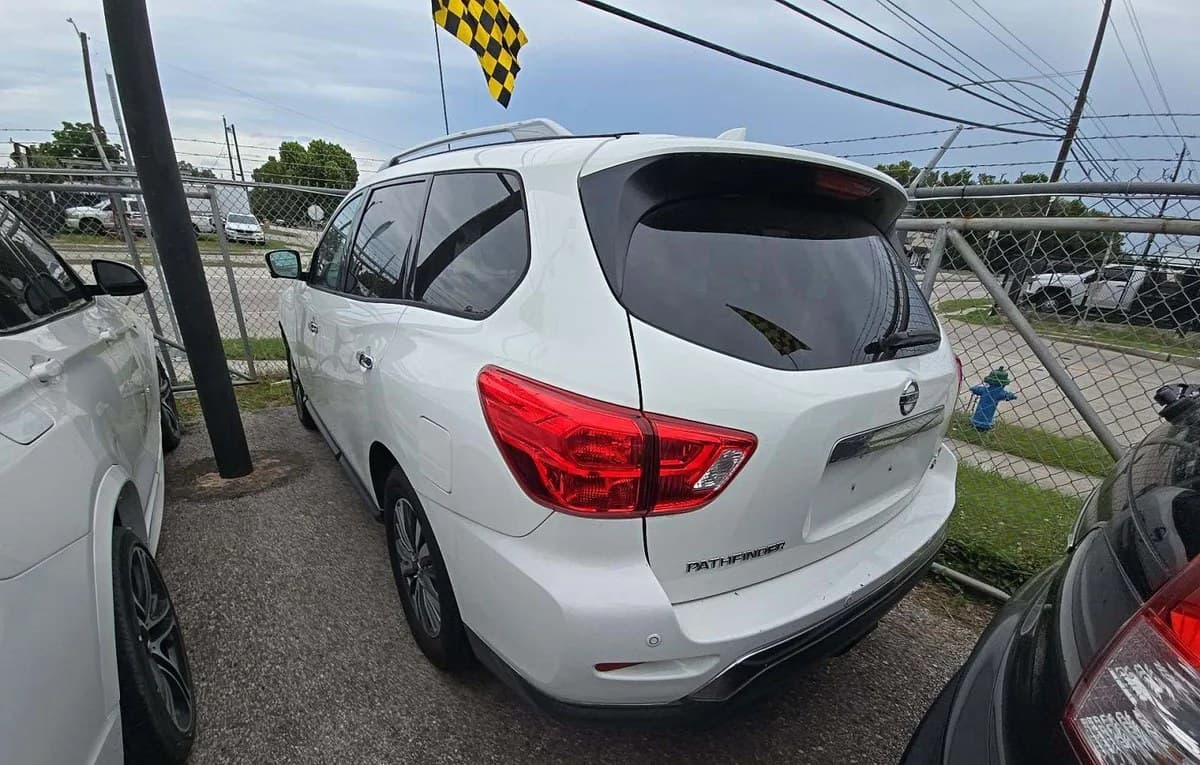 2019 NISSAN PATHFINDER SL 3