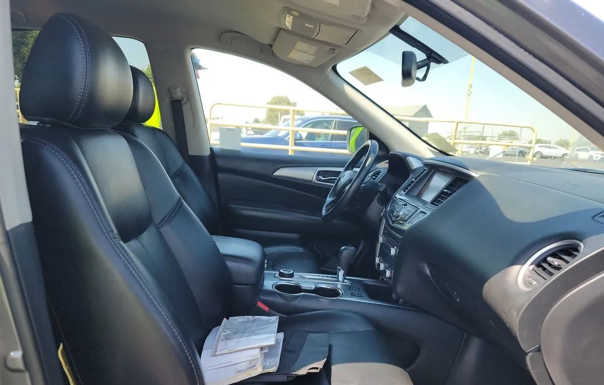 2019 NISSAN PATHFINDER SL 5