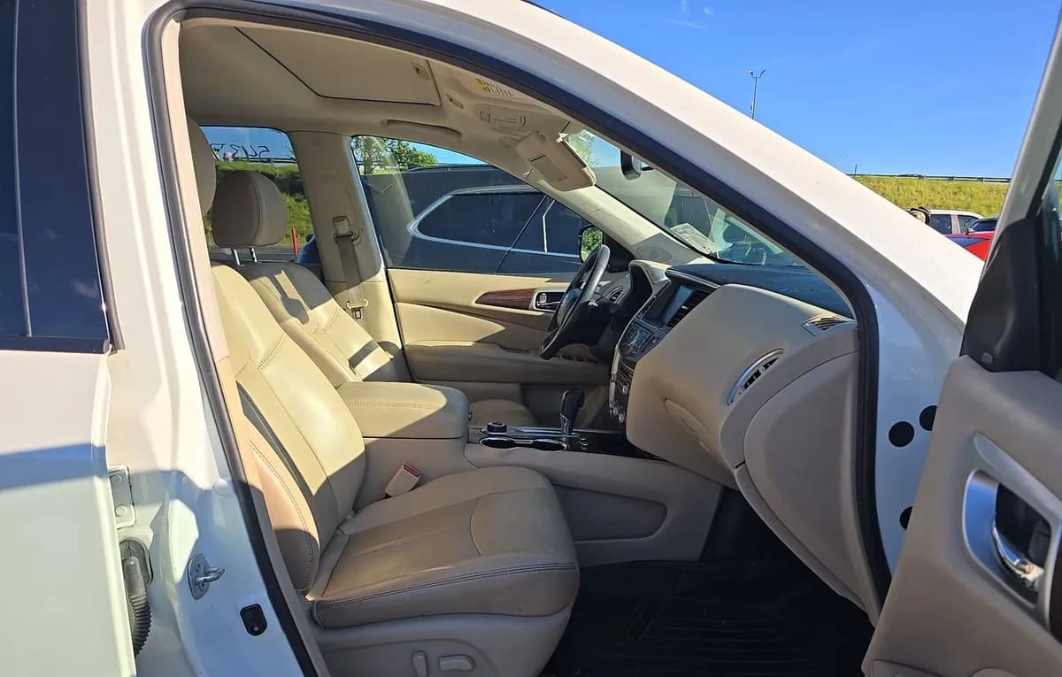 2017 NISSAN PATHFINDER Platinum 5