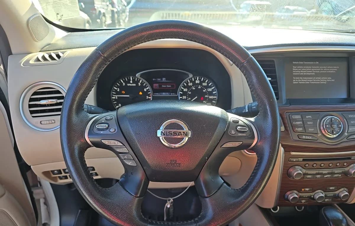2017 NISSAN PATHFINDER Platinum 7
