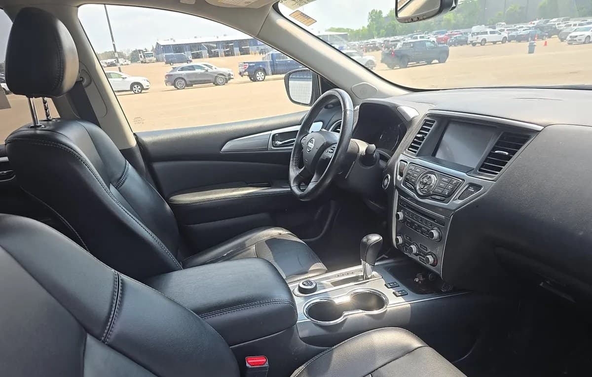 2019 NISSAN PATHFINDER SL 5