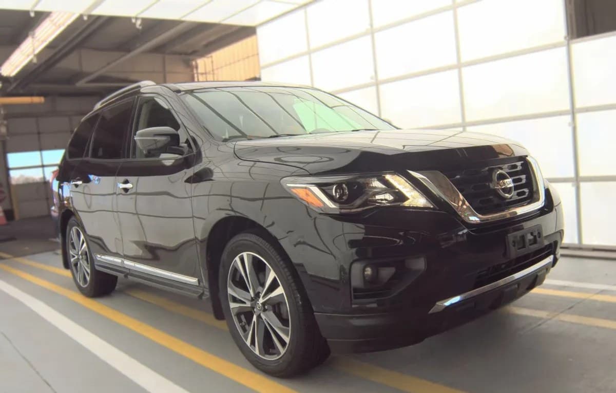 2017 NISSAN PATHFINDER Platinum 3