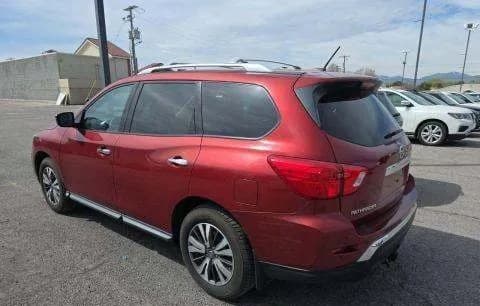 2017 NISSAN PATHFINDER SV 3