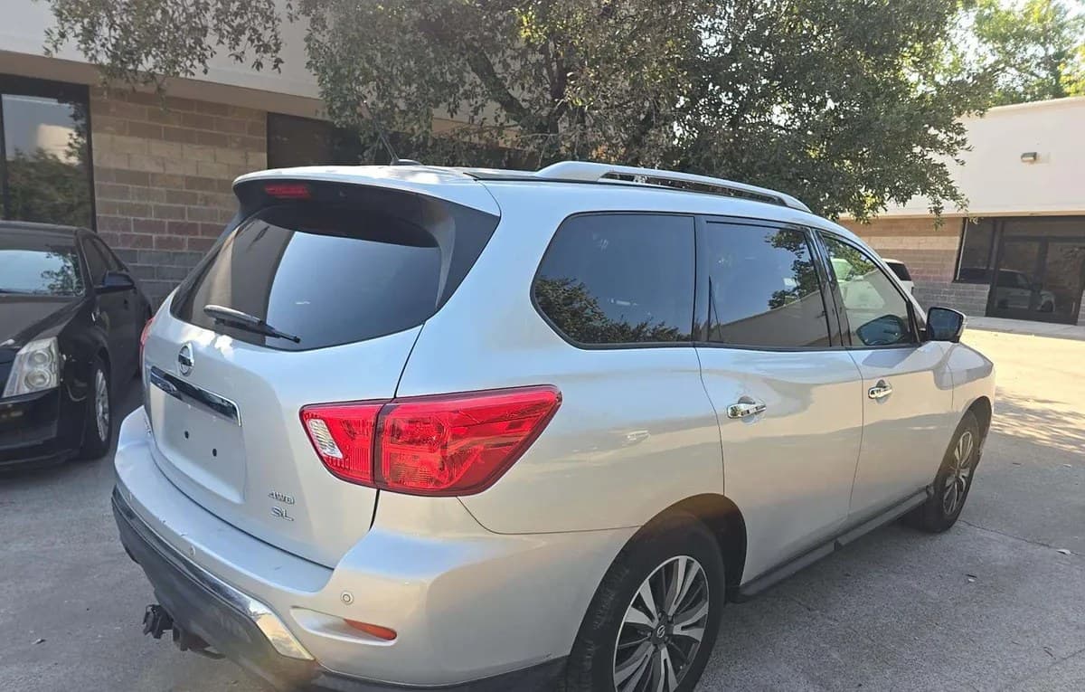 2017 NISSAN PATHFINDER SL 3